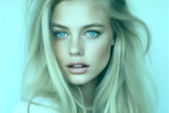Eleanor, 21, a blonde grey-eyed asian companion based in Caminauit. Offering Couples, Roleplay. Available for incall and outcall, overnight bookings available.
