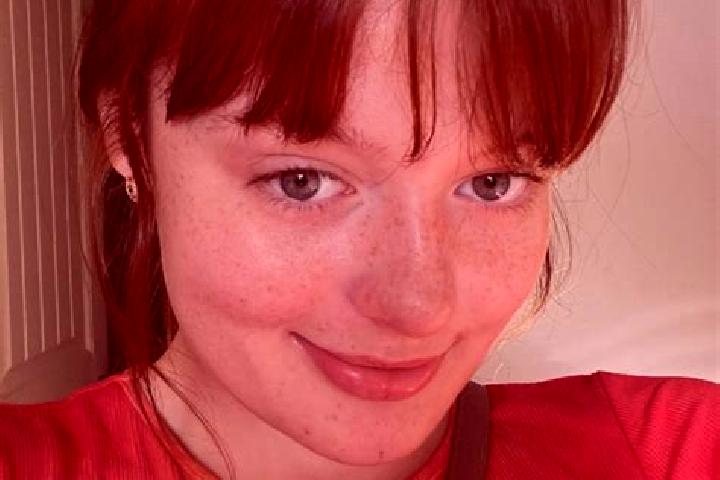 Eleanor, 21, a red brown-eyed caucasian companion based in Radcha. Offering Tantra, GFE, BDSM, Dinner Date, Striptease. Available for incall and outcall, ove...