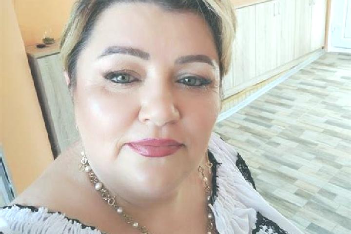 Eleanor, 21 — Escort in Mitoc, Romania