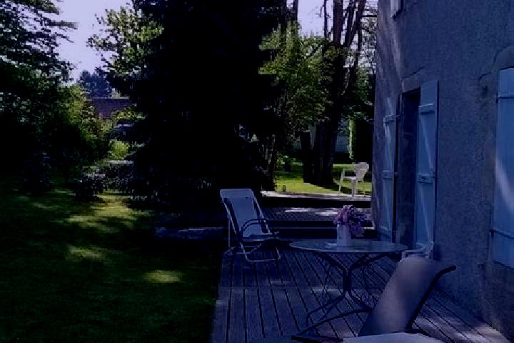 Eleanor, 23 — Escort in Gray-la-Ville, France