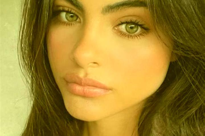 Eleanor, 24, a black dark-eyed indian companion based in Thornhaugh. Offering Domination, BDSM, OWO. Available for incall and outcall, day and evening dates.