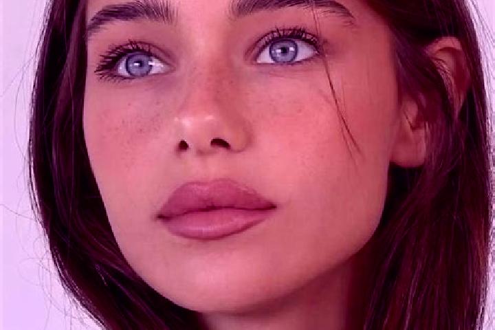 Eleanor, 24, a brunette brown-eyed mixed companion based in Floby. Offering Domination, GFE, Striptease, Deep French Kissing. Available for incall and outcal...