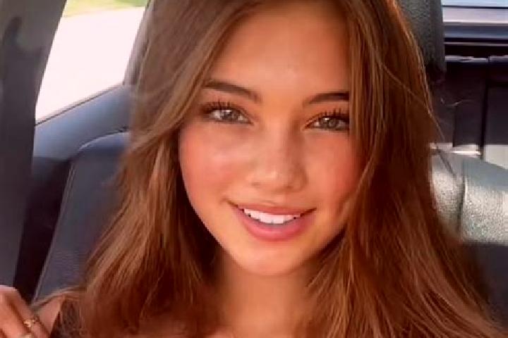 Eleanor, 24, a brunette grey-eyed asian companion based in Wu King. Offering Travel Companion, Deep French Kissing, Overnight. Available for incall and outca...