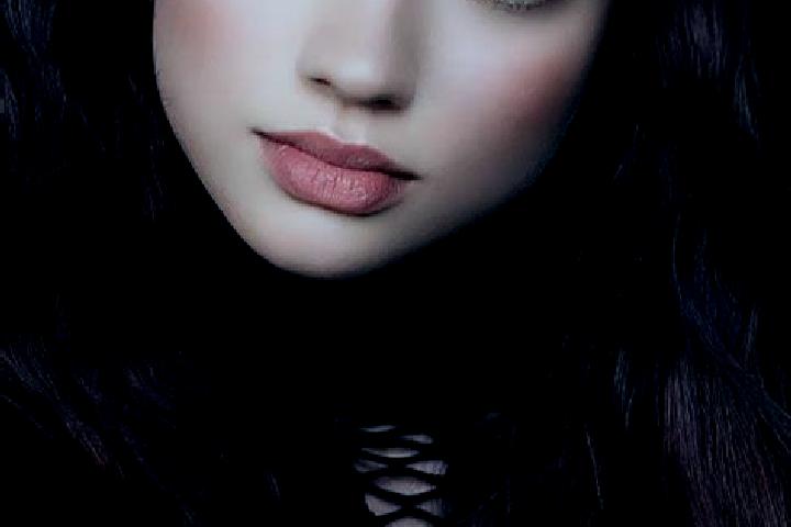 Eleanor, 24, a brunette grey-eyed european companion based in Tanniu. Offering Dinner Date, OWO. Available for incall and outcall, day and evening dates.