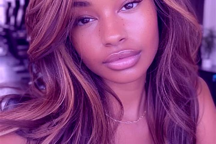 Eleanor, 24, a dark blonde dark-eyed caribbean companion based in Lacerdopolis. Offering Overnight, Prostate Massage, Domination, BDSM, Roleplay. Available f...