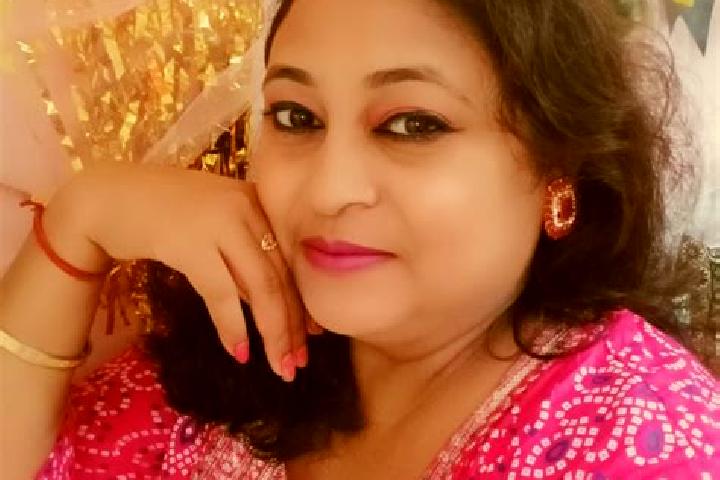 Eleanor, 24 — Escort in Barasat, India