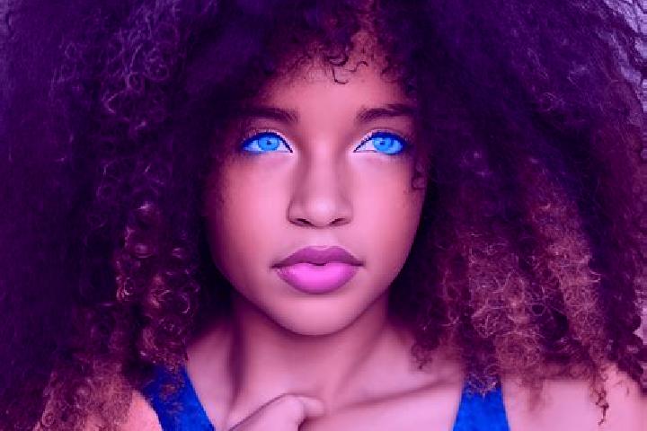 Eleanor, 25, a black blue-eyed mixed companion based in Jujur. Offering Dinner Date, Fetish. Available for incall and outcall, day and evening dates.