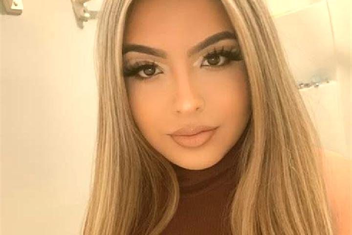 Eleanor, 25, a blonde grey-eyed latina companion based in Polson. Offering Overnight, Domination, Duos. Available for incall and outcall, overnight bookings ...