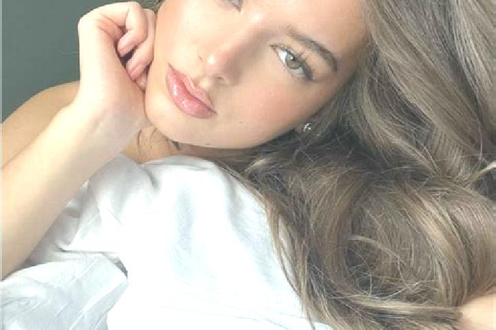 Eleanor, 25, a chestnut grey-eyed latina companion based in Dehi. Offering A-Level, Party Girl, Roleplay, Fetish, Prostate Massage. Available for incall and ...