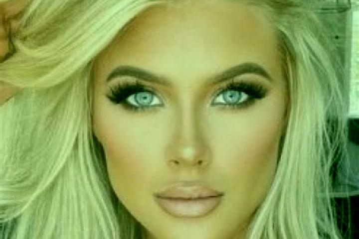 Eleanor, 25, a platinum blonde amber-eyed middle eastern companion based in Wesselburenerkoog. Offering 69, Striptease, Massage. Available for incall and out...