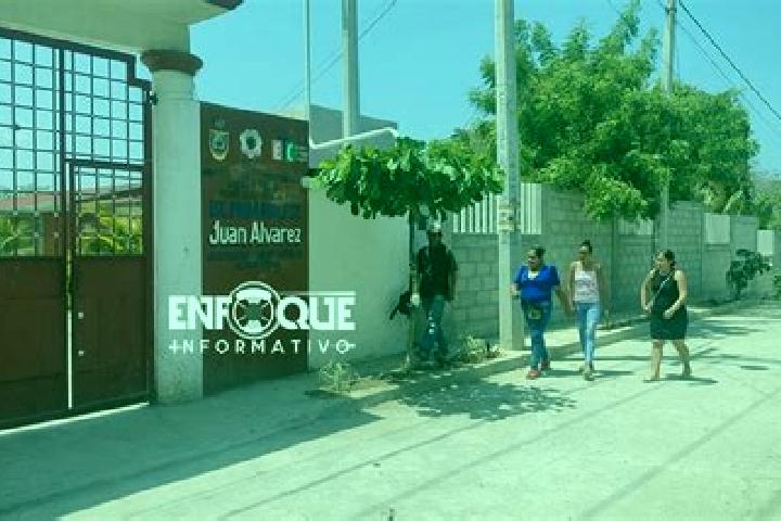 Eleanor, 25 — Escort in Barrio de Arriba de San Juan Xoconusco, Mexico