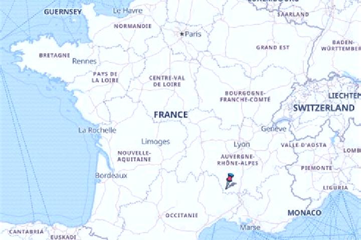 Eleanor, 25 — Escort in Gommecourt, France