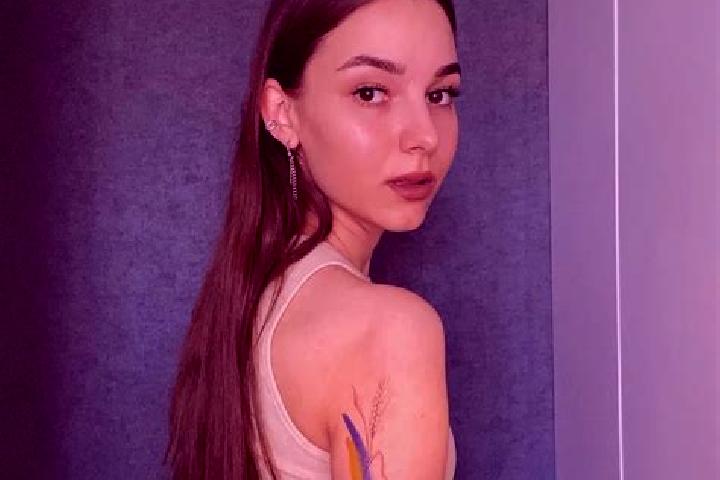 Eleanor, 25 — Escort in Novoborysivka, Ukraine