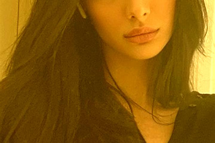 Eleanor, 26, a auburn dark-eyed middle eastern companion based in Castelletto Monferrato. Offering Overnight, Dinner Date, Girlfriend Experience. Available f...