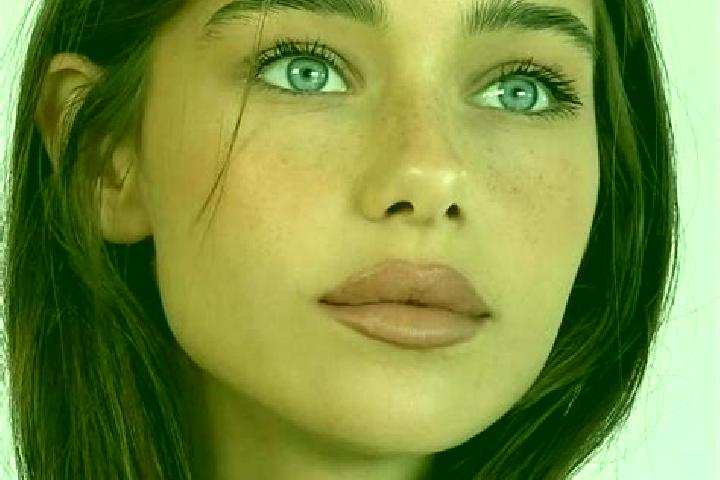 Eleanor, 26, a brunette brown-eyed ebony companion based in Lotorp. Offering CIM, Tantra, Couples, Party Girl. Available for incall and outcall, day and even...