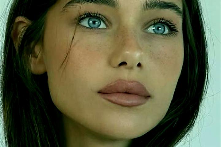 Eleanor, 26, a brunette brown-eyed european companion based in Kafanchan. Offering Erotic Massage, Girlfriend Experience, CIM, Striptease. Available for inca...