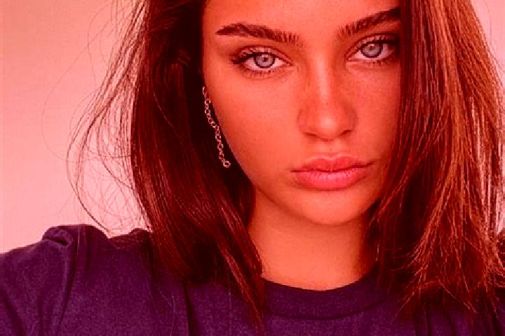 Eleanor, 26, a brunette dark-eyed asian companion based in Ugrak. Offering Fetish, Party Girl, Overnight, Deep French Kissing. Available for incall and outca...