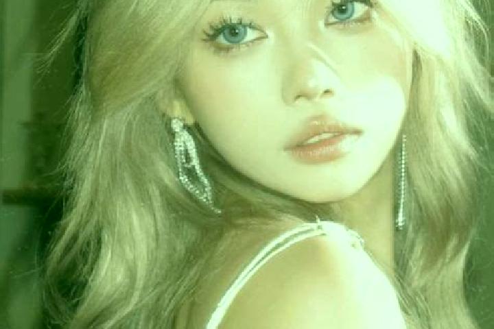 Eleanor, 26, a dark blonde blue-eyed asian companion based in Orahovica Donja. Offering Roleplay, OWO, A-Level, Travel Companion. Available for incall and ou...