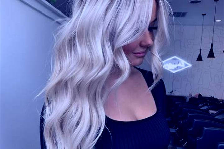 Eleanor, 26, a platinum blonde amber-eyed asian companion based in Belver. Offering Prostate Massage, Erotic Massage, Party Girl, BDSM, Girlfriend Experience...