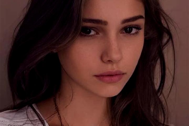 Eleanor, 26, a red grey-eyed slavic companion based in Villafontana. Offering Striptease, Roleplay, Overnight. Available for incall and outcall, day and even...