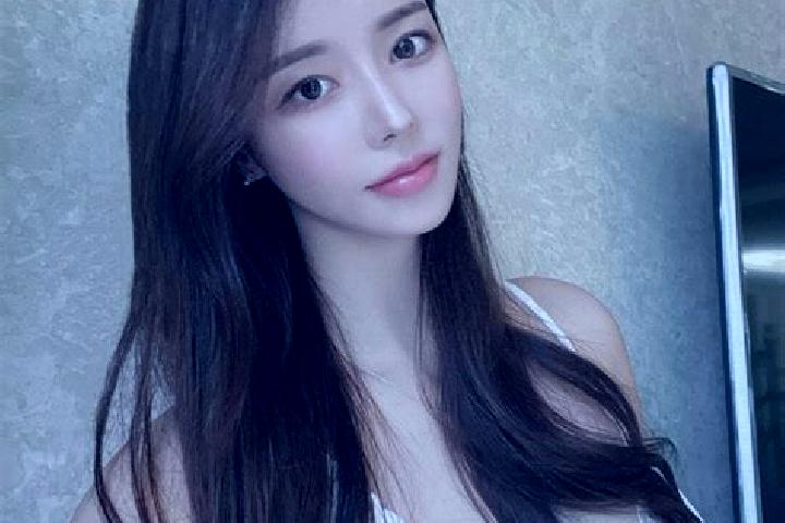Eleanor, 26 — Escort in Chigu, China