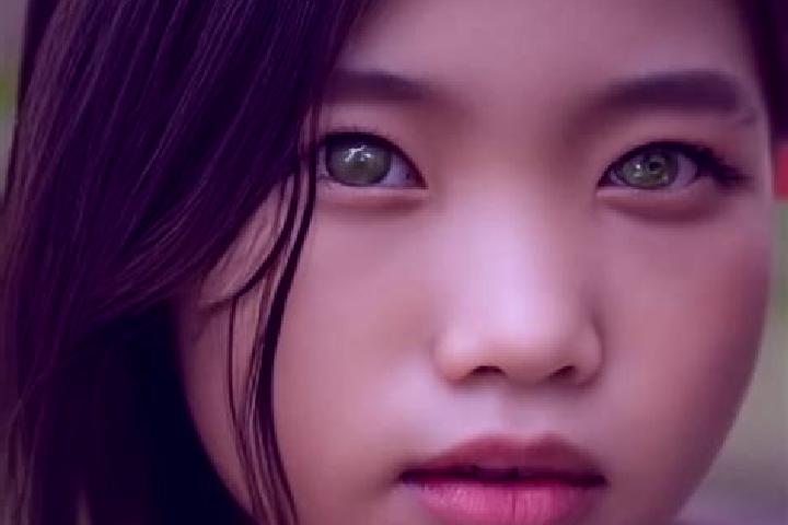 Eleanor, 27, a chestnut green-eyed asian companion based in Tabaqat Fahl. Offering Party Girl, Dinner Date, Girlfriend Experience, Tantra. Available for inca...