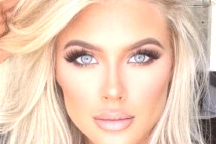 Eleanor, 27, a platinum blonde brown-eyed caucasian companion based in Andre da Rocha. Offering Deep French Kissing, Fetish, BDSM. Available for incall and o...