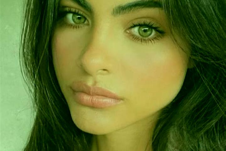 Eleanor, 28, a black hazel-eyed caucasian companion based in Suyuan. Offering GFE, Massage. Available for incall and outcall, day and evening dates.