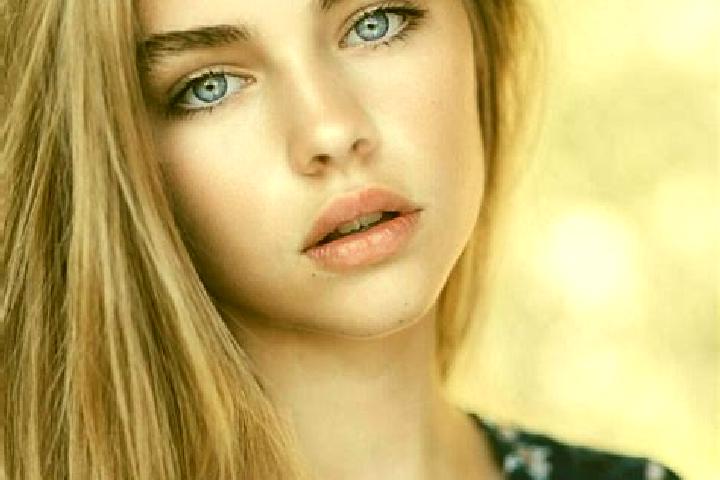 Eleanor, 28, a dark blonde blue-eyed indian companion based in Cerro Quemado. Offering OWO, A-Level. Available for incall and outcall, day and evening dates.