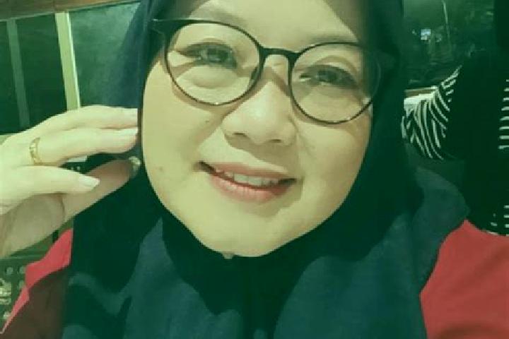 Eleanor, 28 — Escort in Babat, Indonesia