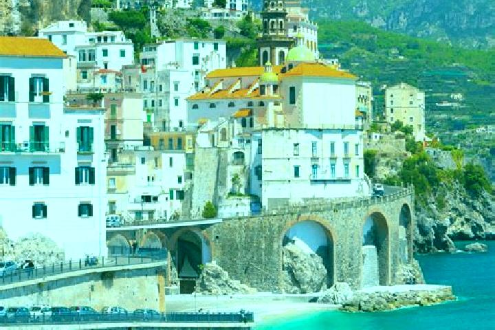 Eleanor, 28 — Escort in Congiunti, Italy