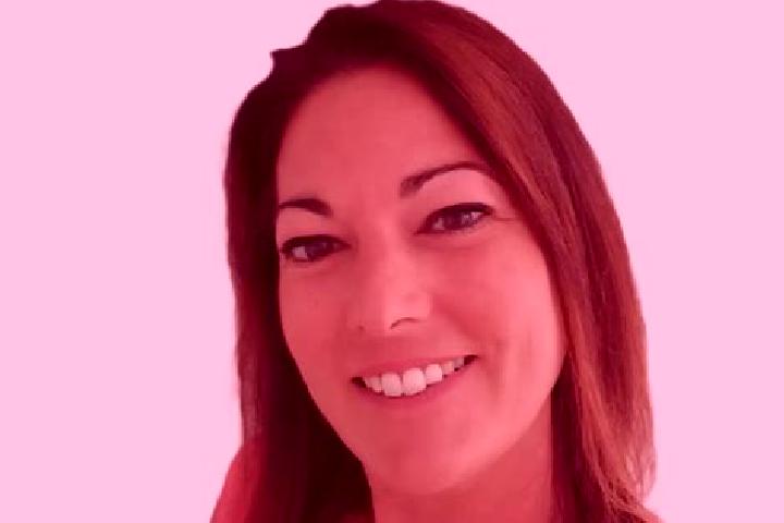 Eleanor, 28 — Escort in Roujan, France