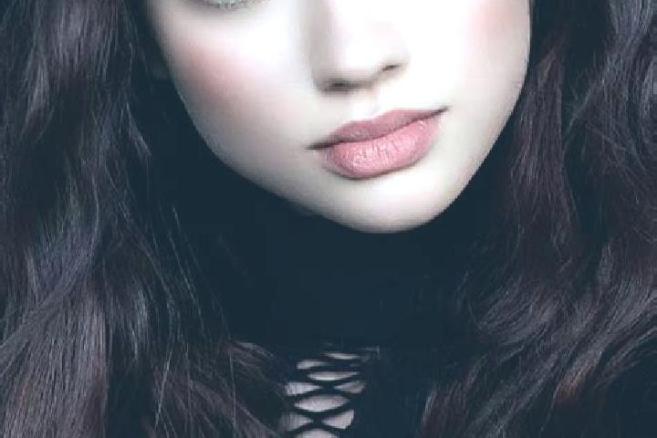 Eleanor, 29, a auburn dark-eyed european companion based in Blaton. Offering Deep French Kissing, Girlfriend Experience, Domination, CIM. Available for incal...