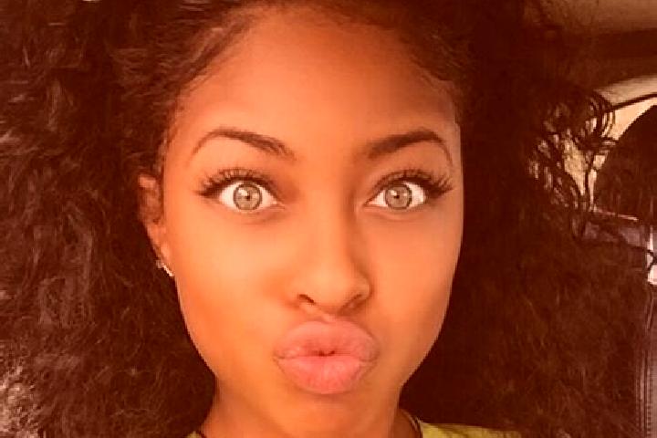 Eleanor, 29, a black green-eyed ebony companion based in Raba Wyzna. Offering Travel Companion, CIM, Overnight, 69, A-Level. Available for incall and outcall...