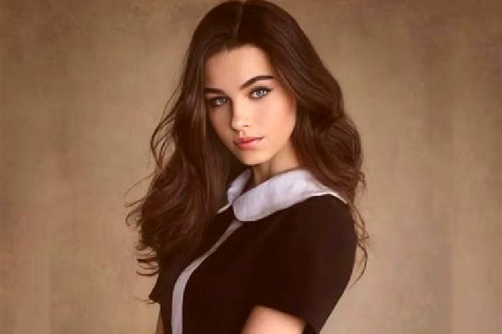 Eleanor, 29, a brunette amber-eyed slavic companion based in Niton. Offering Roleplay, Party Girl, Domination. Available for incall and outcall, day and even...