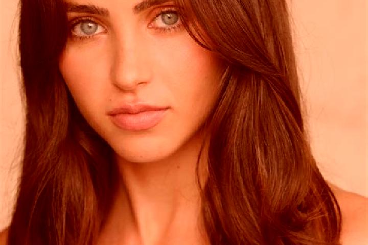 Eleanor, 29, a red hazel-eyed latina companion based in Paucas. Offering Dinner Date, A-Level, CIM. Available for incall and outcall, overnight bookings avai...