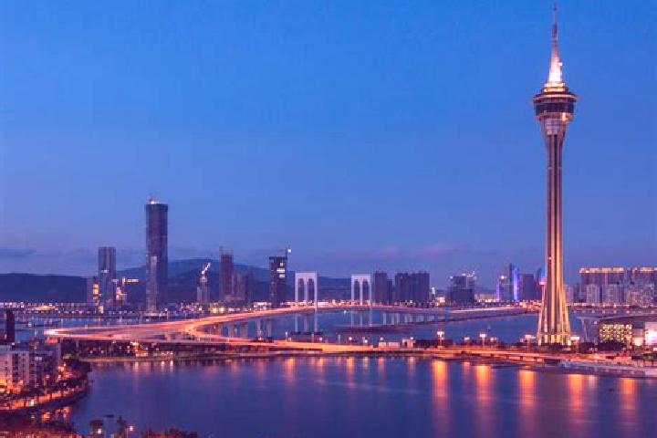 Eleanor, 29 — Escort in Shangshi, China