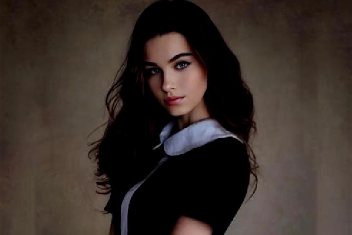 Eleanor, 30, a brunette amber-eyed slavic companion based in Trun. Offering Travel Companion, Party Girl. Available for incall and outcall, day and evening d...