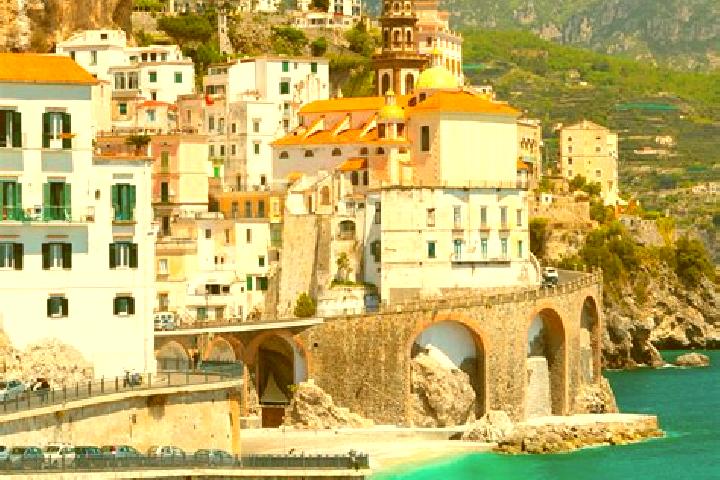 Eleanor, 30 — Escort in Circoiscrizione I, Italy