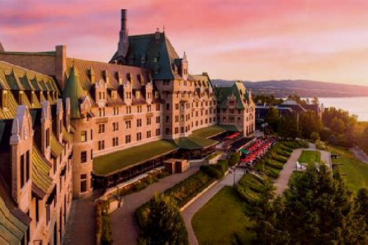 Eleanor, 30 — Escort in La Malbaie, Canada