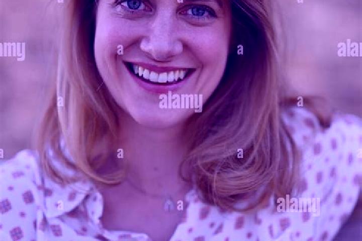 Eleanor, 30 — Escort in Lindlar, Germany