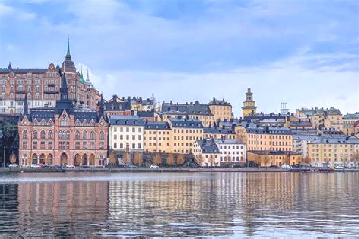 Eleanor, 30 — Escort in Naevekvarn, Sweden