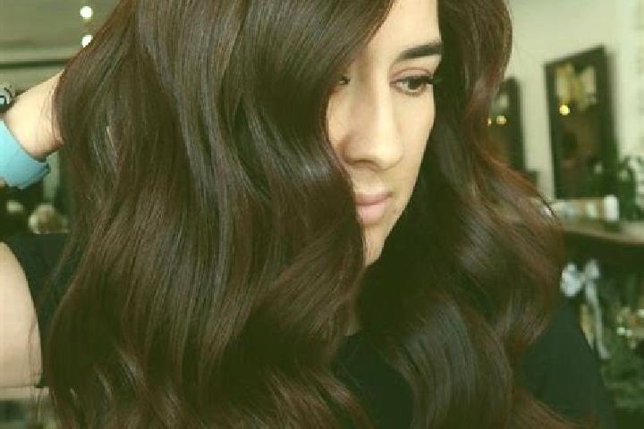 Eleanor, 31, a auburn brown-eyed mixed companion based in Eich. Offering Massage, Tantra, GFE, Domination. Available for incall and outcall, overnight bookin...