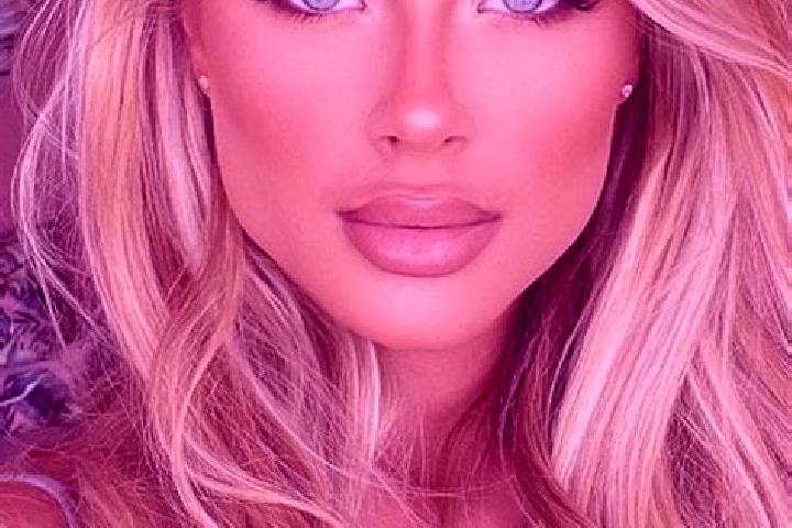 Eleanor, 31, a blonde hazel-eyed latina companion based in Cebanico. Offering Domination, A-Level, Prostate Massage, Couples. Available for incall and outcal...