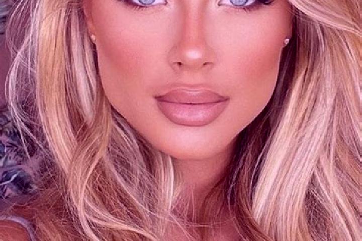 Eleanor, 31, a chestnut blue-eyed latina companion based in Belzyce. Offering GFE, Massage, Striptease. Available for incall and outcall, overnight bookings ...