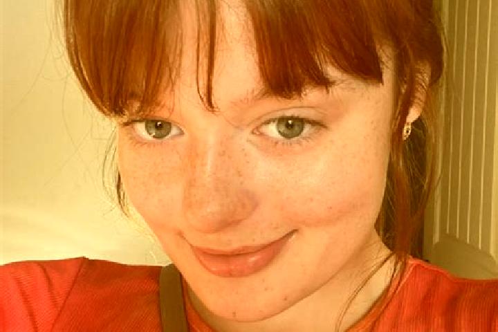 Eleanor, 31, a red grey-eyed mediterranean companion based in Botticino. Offering Travel Companion, Massage, Roleplay, Party Girl. Available for incall and o...