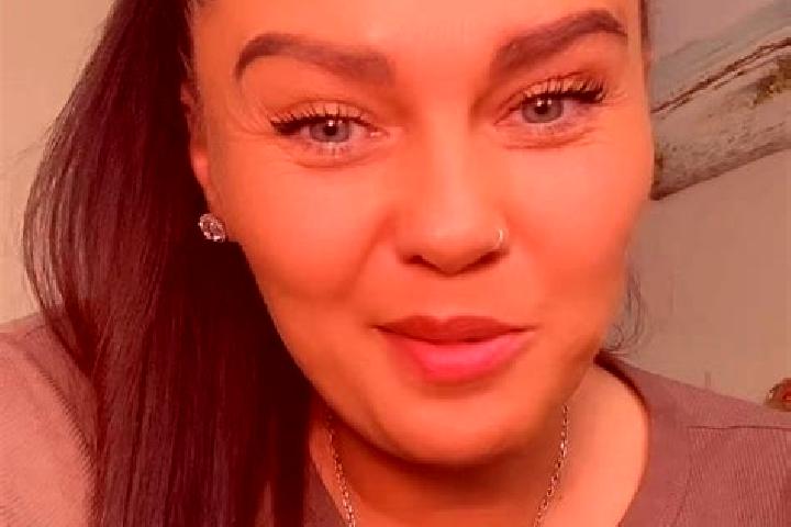 Eleanor, 31 — Escort in Lunguletu, Romania
