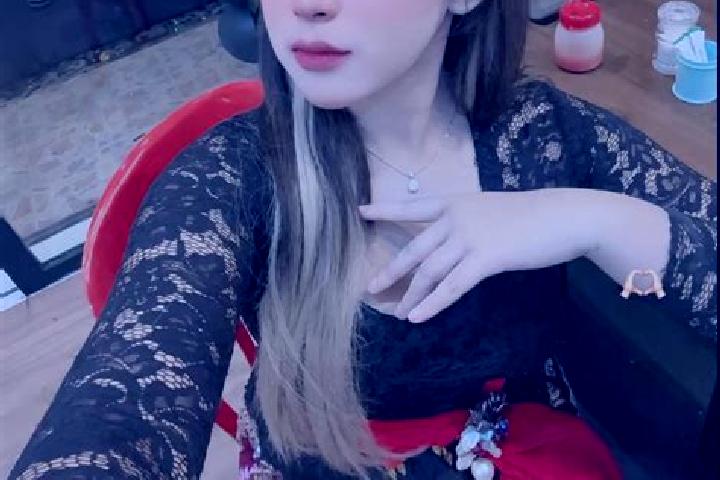 Eleanor, 31 — Escort in Winduraja, Indonesia