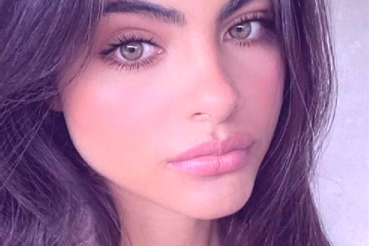 Eleanor, 32, a black hazel-eyed caucasian companion based in Lintongnihuta. Offering Overnight, Striptease. Available for incall and outcall, day and evening...