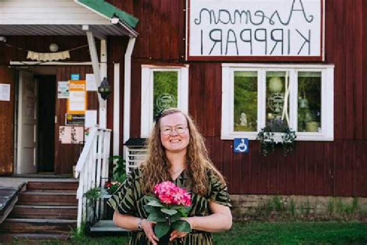 Eleanor, 32 — Escort in Lapinlahti, Finland